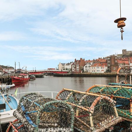Apartamento The Surfers Bolt Hole Whitby Exterior foto
