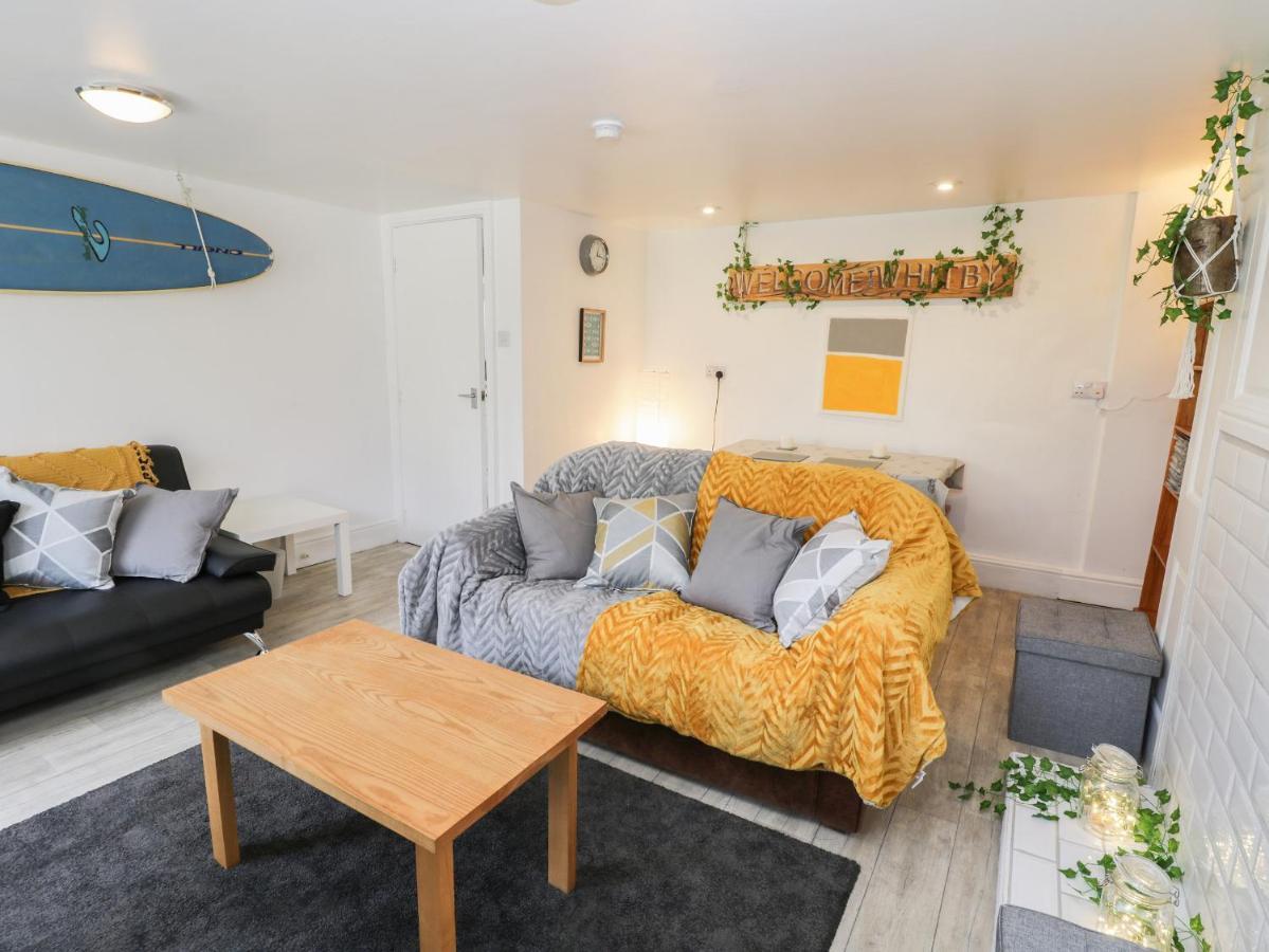 Apartamento The Surfers Bolt Hole Whitby Exterior foto
