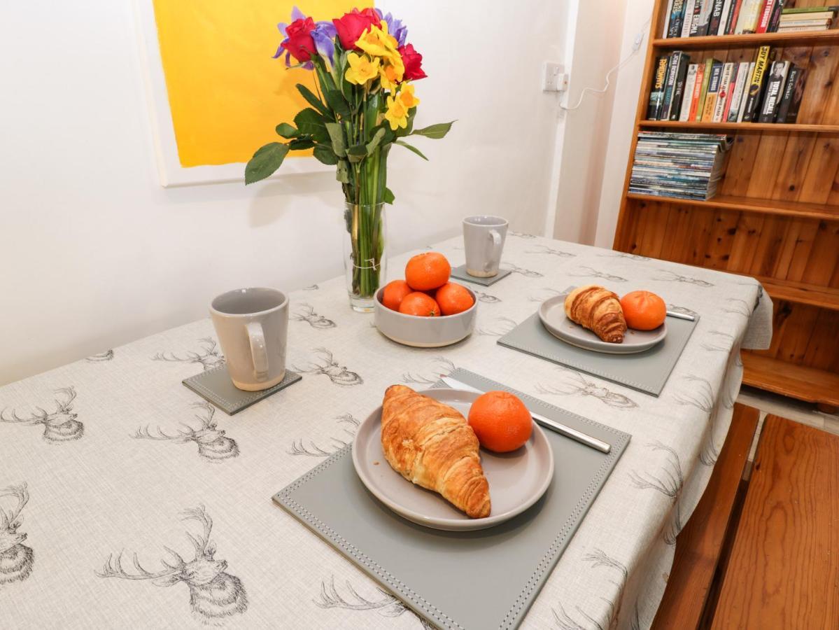 Apartamento The Surfers Bolt Hole Whitby Exterior foto