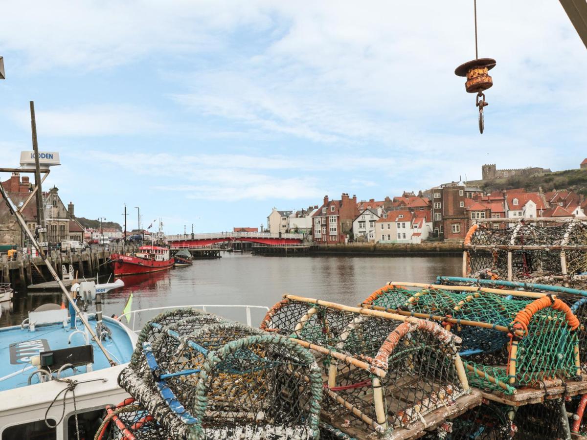 Apartamento The Surfers Bolt Hole Whitby Exterior foto